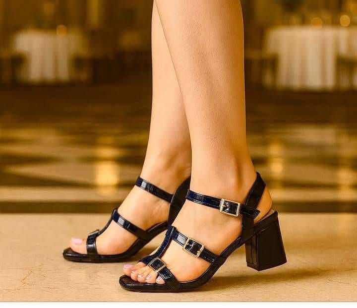 کفش تابستونی پاشنه دار